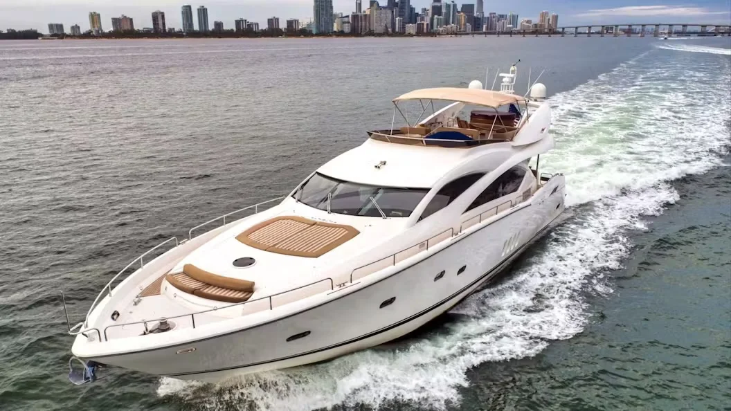 90ft Sunseeker Acqua exterior profile view